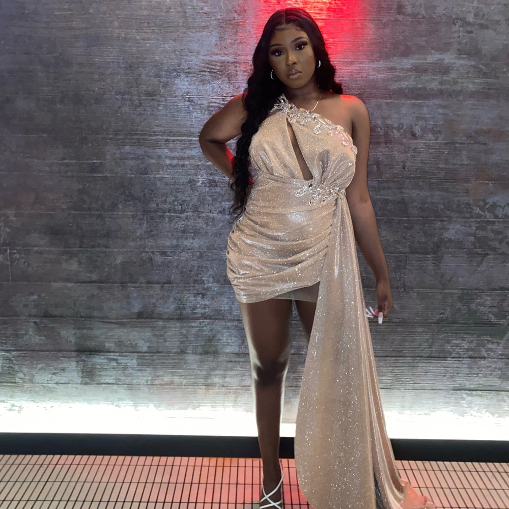 Sparkling One-Shoulder Champagne Mini Dress with Draped Train